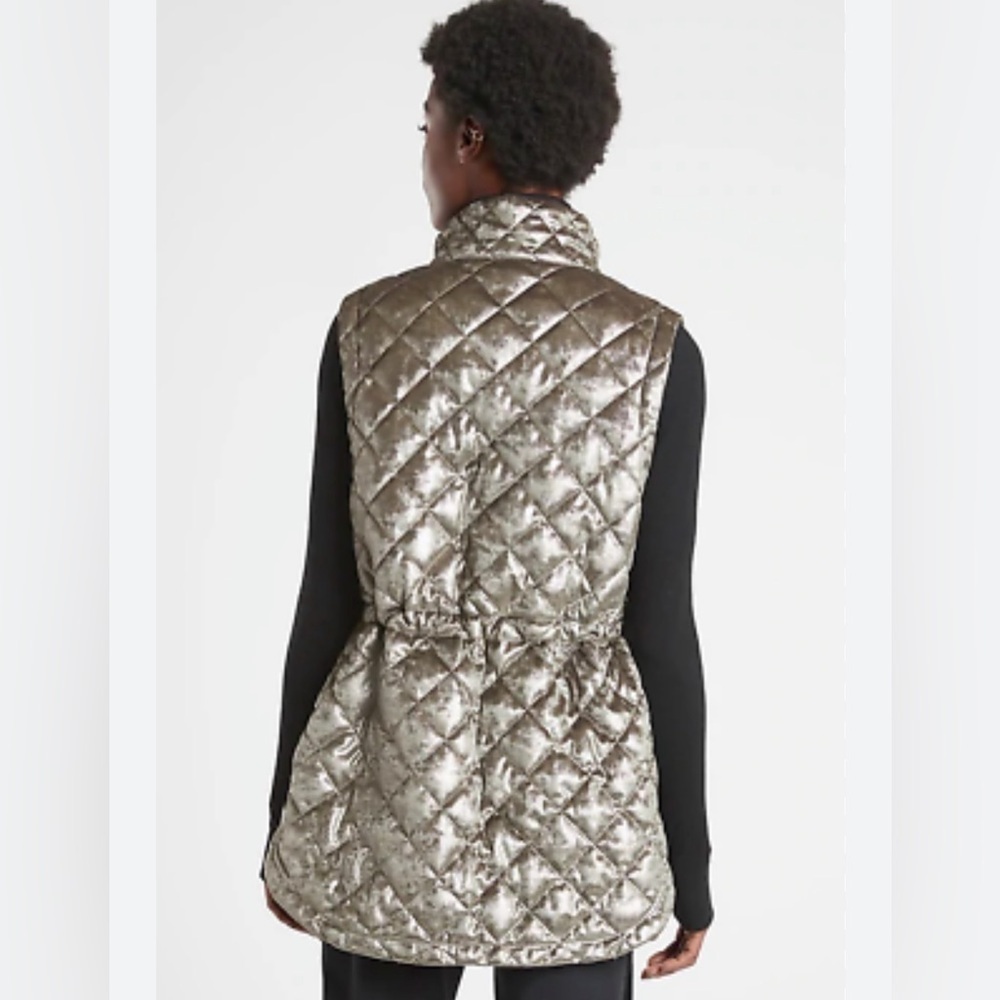 Athleta Whisper Metallic Velvet‎ Vest in Coffee House XS - Picture 2 of 15